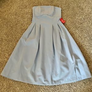 Dress strapless